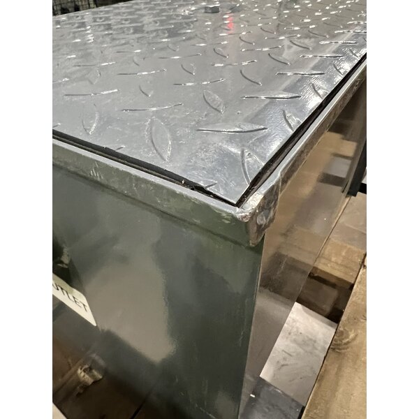 Scratch and Dent Watts WD-25 50 lb. Grease Trap