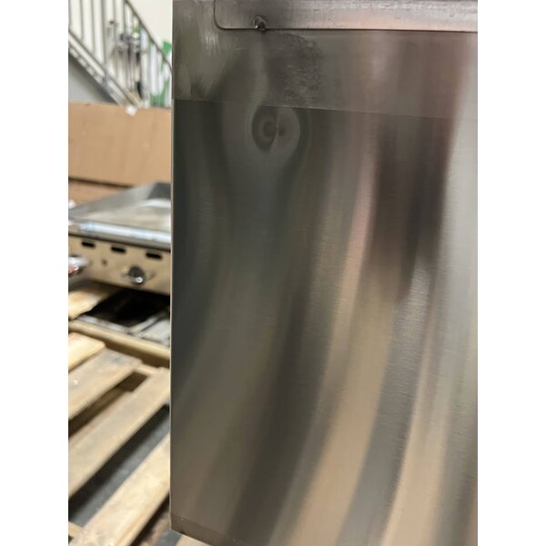 Scratch and Dent Regency 18" x 24" Underbar Ice Bin with 7 Circuit Post-Mix Cold Plate, Bottle Holders, and Sliding Lid - 51 lb.