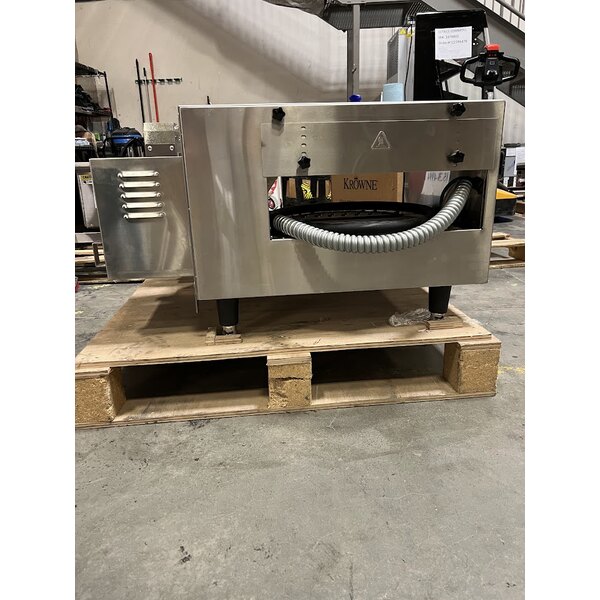 Scratch and Dent Cooking Performance Group ICOE-32-D Countertop Impinger Electric Conveyor Oven with 32" Belt - 240V, 1 Phase, 6700W