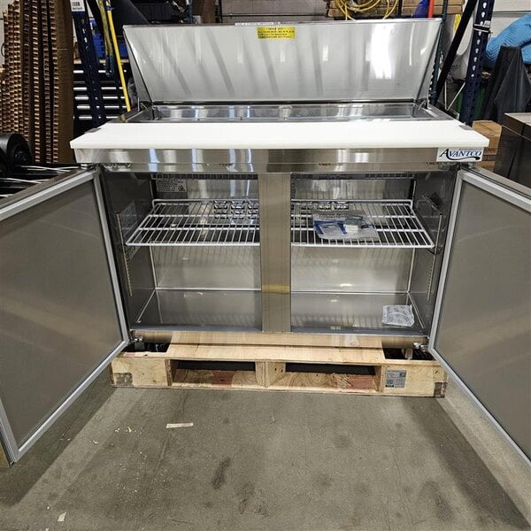 Scratch and Dent Avantco SS-PT-48-HC 46 3/4" 2 Door Stainless Steel Refrigerated Sandwich Prep Table