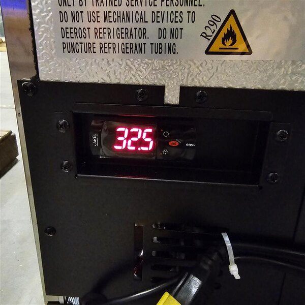 Scratch and Dent Avantco SS-PT-48-HC 46 3/4" 2 Door Stainless Steel Refrigerated Sandwich Prep Table