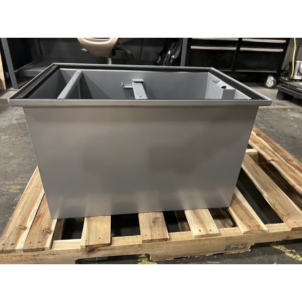 Scratch and Dent Regency 40 lb. 20 GPM Grease Trap with 3" Non-Threaded Connections - PDI Certified