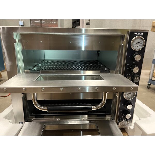 Scratch and Dent Waring WPO750 Double Deck Countertop Pizza Oven with Two Independent Chambers - 240V