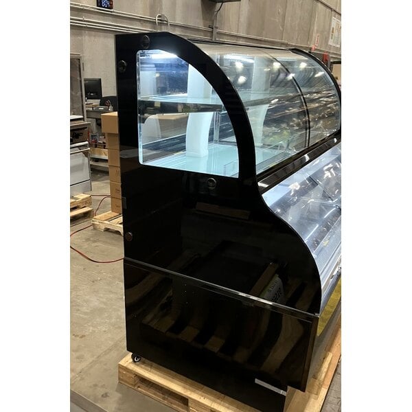 Scratch and Dent Avantco CAC-60 59 1/8" Black Curved Dual Service Refrigerated Air Curtain Merchandiser - 115V