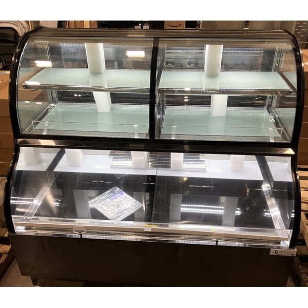 Scratch and Dent Avantco CAC-60 59 1/8" Black Curved Dual Service Refrigerated Air Curtain Merchandiser - 115V