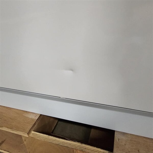 Scratch and Dent Avantco CPW-88-HC 88 3/4" 16 Tub White Deluxe Ice Cream Dipping Cabinet