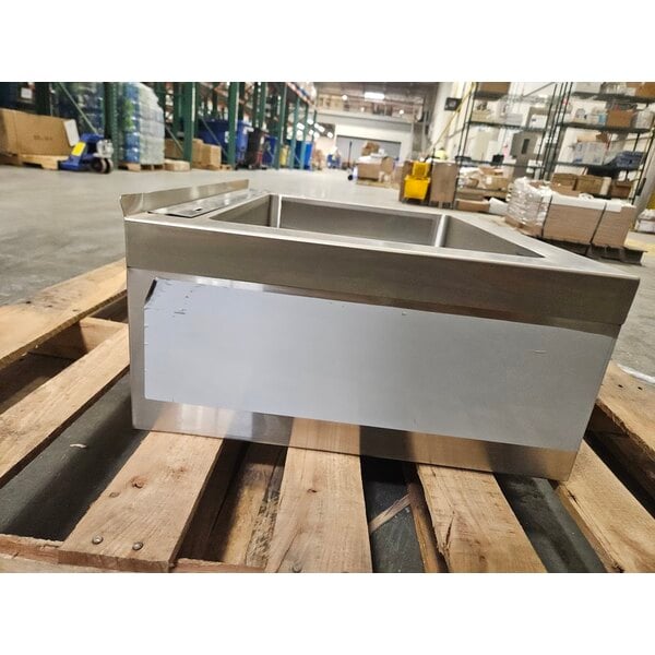 Scratch and Dent Advance Tabco 9-OP-20-EC 16" x 20" x 6" Stainless Steel Floor Mounted Mop Sink