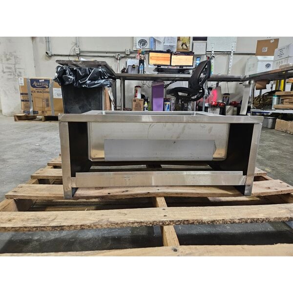 Scratch and Dent Advance Tabco 9-OP-20-EC 16" x 20" x 6" Stainless Steel Floor Mounted Mop Sink