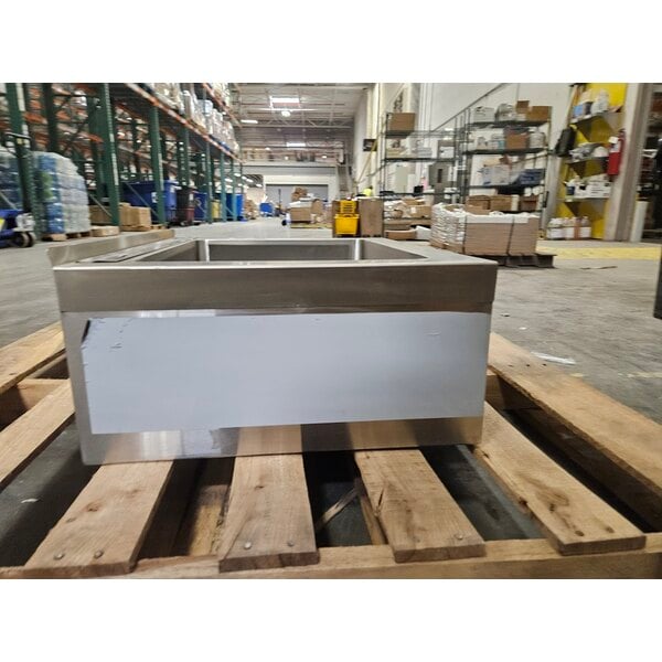 Scratch and Dent Advance Tabco 9-OP-20-EC 16" x 20" x 6" Stainless Steel Floor Mounted Mop Sink