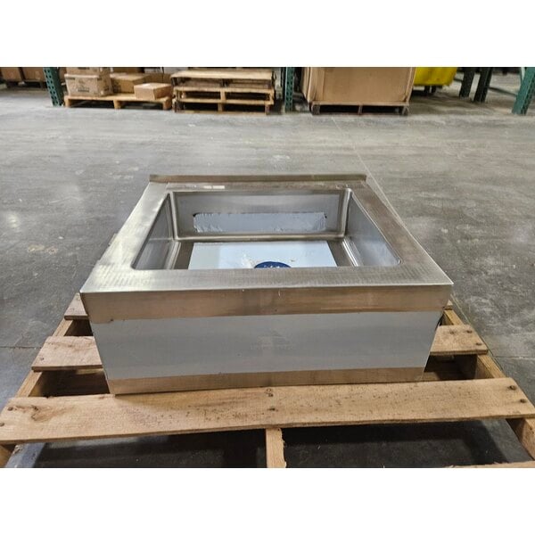 Scratch and Dent Advance Tabco 9-OP-20-EC 16" x 20" x 6" Stainless Steel Floor Mounted Mop Sink