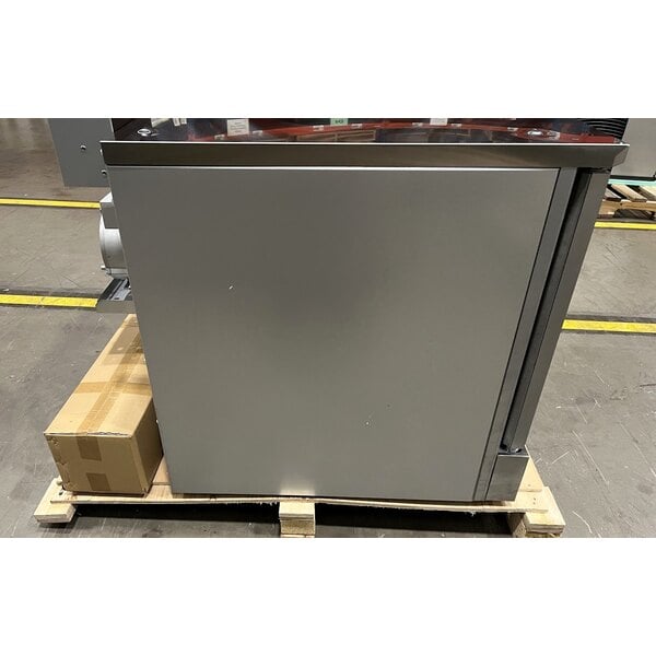 Scratch and Dent Cooking Performance Group FGC-100-N Single Deck Standard Depth Full Size Natural Gas Convection Oven with Legs - 54,000 BTU