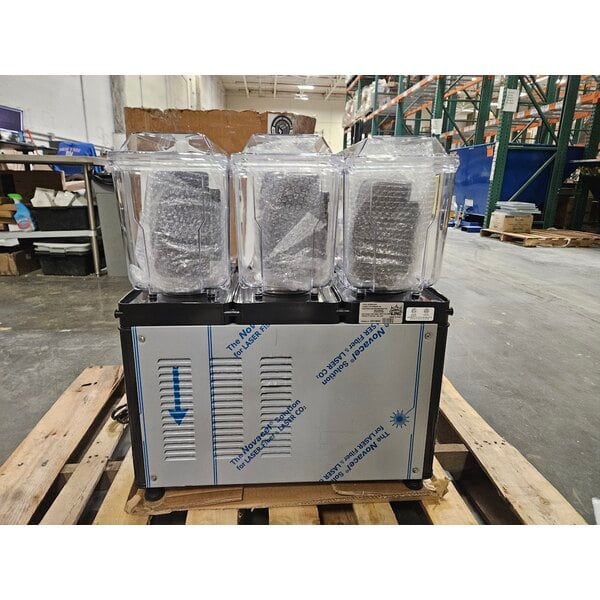 Scratch and Dent Carnival King RBD3G3 Triple 3 Gallon Bowl Refrigerated Beverage Dispenser - 120V