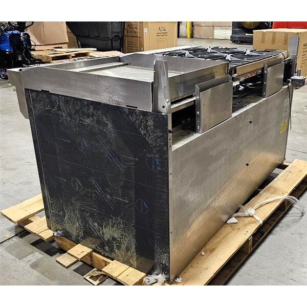 Scratch and Dent Southbend S60DD-2GR S-Series 60" Natural Gas 6-Burner Range with 24" Griddle and 2 Standard Ovens - 286,000 BTU