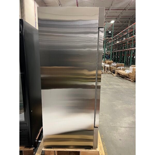 Scratch and Dent MainStreet Equipment BMR-49-R 54" Solid Door Reach-In Refrigerator