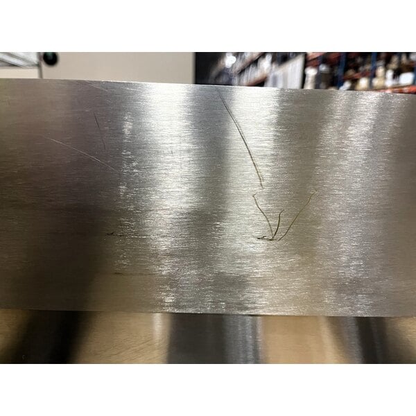 Scratch and Dent Avantco EG24N 24" Electric Countertop Griddle - 208/240V, 2675W-3560W