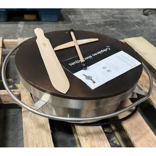 Scratch and Dent Krampouz CEBIF4 15 3/4" Round Electric Cast Iron Crepe Maker - 240V / 3600W