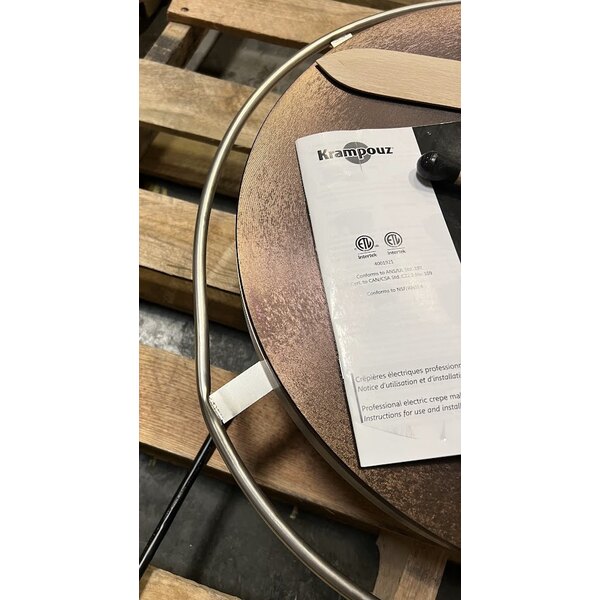 Scratch and Dent Krampouz CEBIF4 15 3/4" Round Electric Cast Iron Crepe Maker - 240V / 3600W