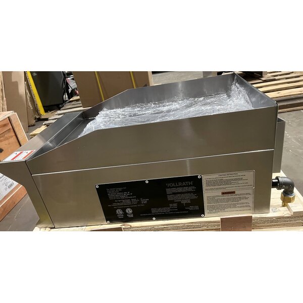 Scratch and Dent Vollrath GGMDM-18 18" Medium-Duty Countertop Griddle with Manual Controls - 28,000 BTU