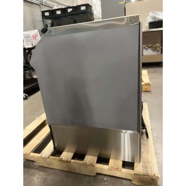 Scratch and Dent Ice-O-Matic CIMU220HA90 24 1/2" Air-Cooled Undercounter Half Dice Cube Ice Machine with 74 lb. Bin - 223 lb., 115V