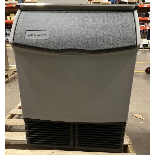 Scratch and Dent Ice-O-Matic CIMU220HA90 24 1/2" Air-Cooled Undercounter Half Dice Cube Ice Machine with 74 lb. Bin - 223 lb., 115V