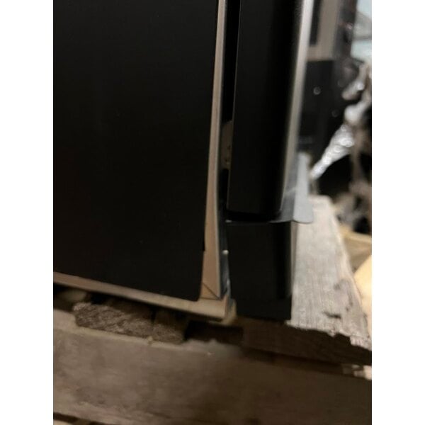 Scratch and Dent Merrychef eikon e1s Classic High-Speed Accelerated Cooking Countertop Oven - 208/240V