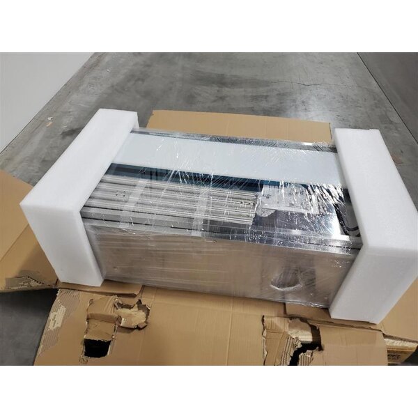 Scratch and Dent Avantco STE-3S Three Pan Open Well Electric Steam Table with Undershelf - 120V, 1500W