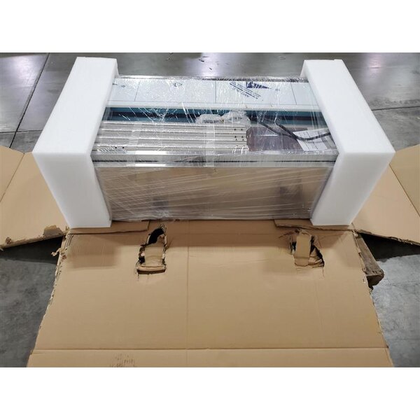 Scratch and Dent Avantco STE-3S Three Pan Open Well Electric Steam Table with Undershelf - 120V, 1500W