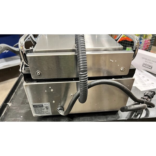 Scratch and Dent Waring WPG150B Panini Perfetto Grooved Top & Bottom Panini Sandwich Grill - 9 3/4" x 9 1/4" Cooking Surface - 208V, 2392W
