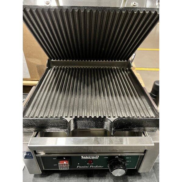 Scratch and Dent Waring WPG150B Panini Perfetto Grooved Top & Bottom Panini Sandwich Grill - 9 3/4" x 9 1/4" Cooking Surface - 208V, 2392W