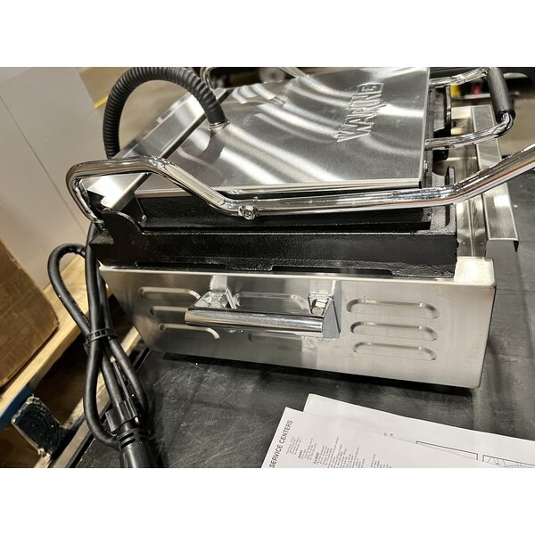 Scratch and Dent Waring WPG150B Panini Perfetto Grooved Top & Bottom Panini Sandwich Grill - 9 3/4" x 9 1/4" Cooking Surface - 208V, 2392W