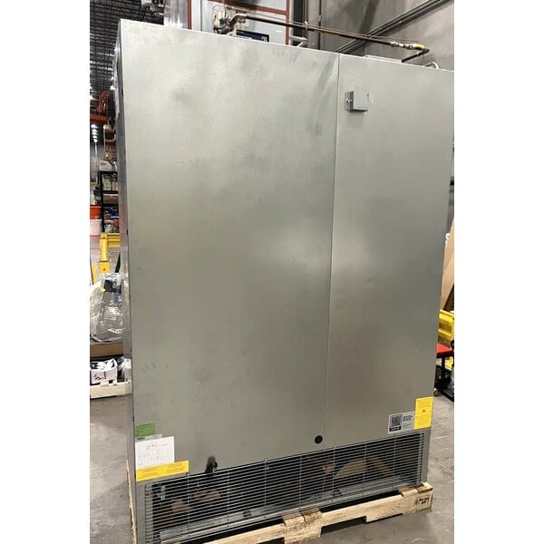 Scratch and Dent Avantco A Plus AP-49F 55 3/8" Stainless Steel Solid Door Reach-In Freezer