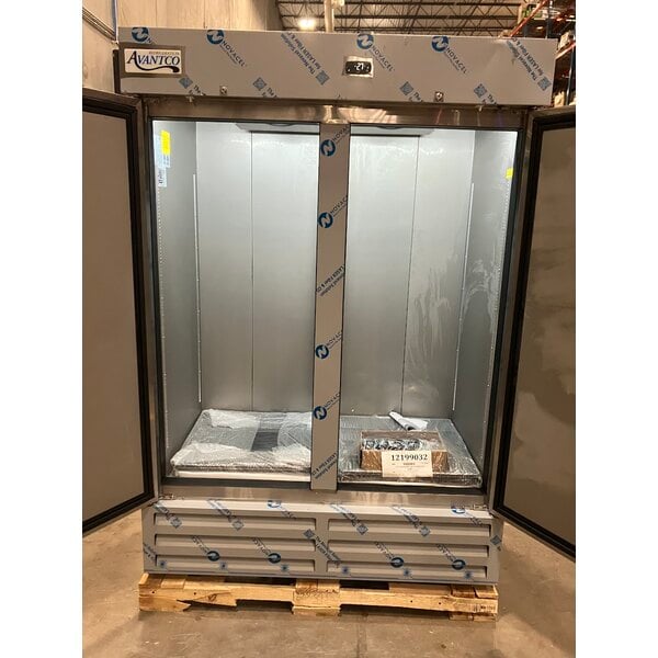 Scratch and Dent Avantco A Plus AP-49F 55 3/8" Stainless Steel Solid Door Reach-In Freezer