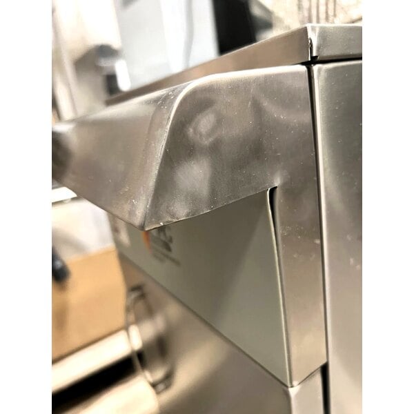 Scratch and Dent Cooking Performance Group FCPG15 Natural Gas 15 lb. Countertop Fryer - 26,500 BTU