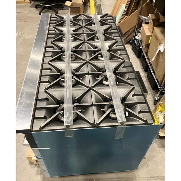 Scratch and Dent Garland SunFire Series X60-10RR Natural Gas 10 Burner 60" Gas Range with Two Standard Ovens - 366,000 BTU