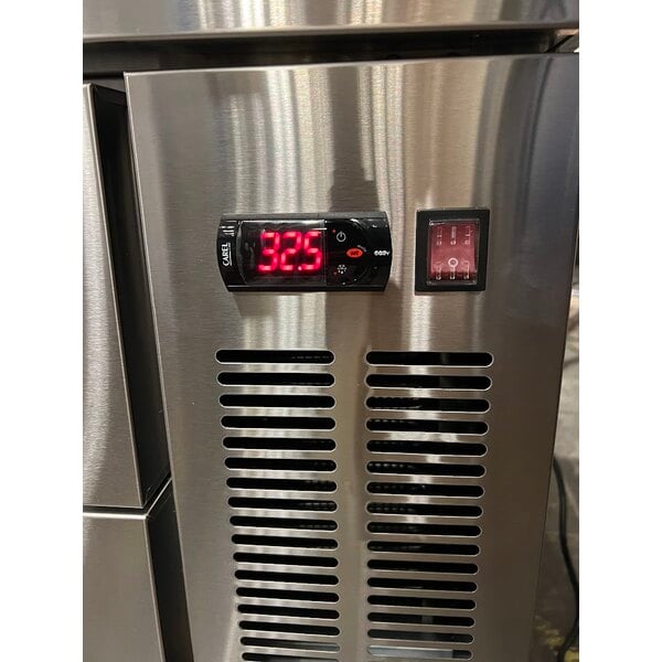 Scratch and Dent Avantco CBE-48-HC 48" 2 Drawer Refrigerated Chef Base