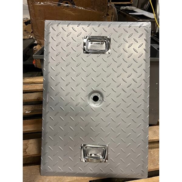 Scratch and Dent Regency 40 lb. 20 GPM Grease Trap with 3" Non-Threaded Connections - PDI Certified