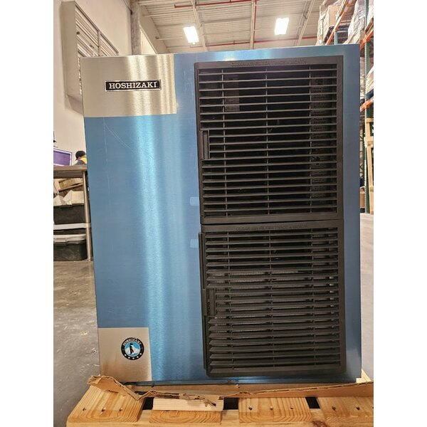 Scratch and Dent Hoshizaki KM-660MAJ Slim Line Series 22" Air Cooled Modular Crescent Ice Machine - 115V; 1 Phase; 665 lb.