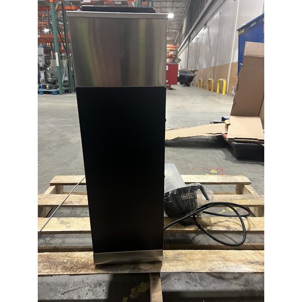Scratch and Dent Bunn 33200.0010 VPR-APS Pourover Airpot Coffee Brewer - 120V