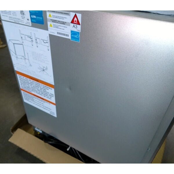 Scratch and Dent Manitowoc UYP0140A-161B NEO 26" Air Cooled Undercounter Half Dice Cube Ice Machine with 90 lb. Bin - 115V, 150 lb.