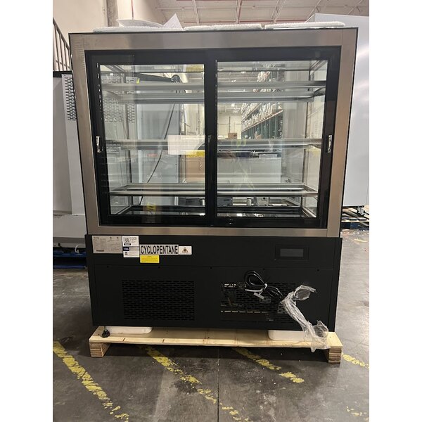 Scratch and Dent Avantco BCFD-48 47 3/16" Black Square Dry Bakery Display Case with LED Lighting