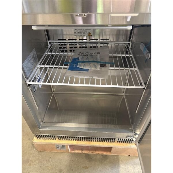 Scratch and Dent Avantco ZUC-27F-HC 27" Front Breathing Undercounter Freezer