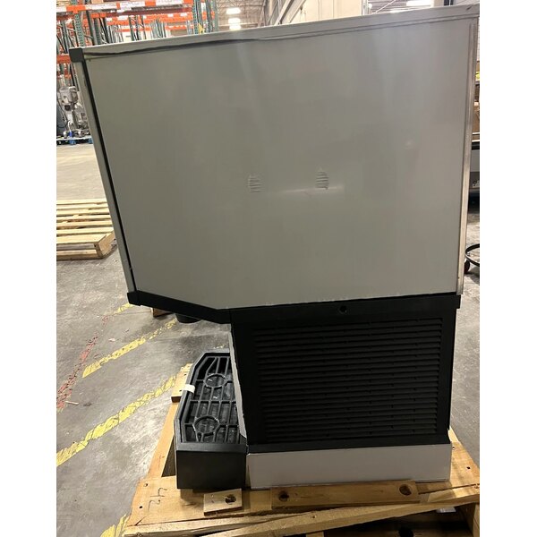 Scratch and Dent Scotsman HID312AX-1A Meridian® Air-Cooled Countertop Nugget Ice Machine and Water Dispenser with Hands-Free Dispensing - 12 lb. Bin Capacity