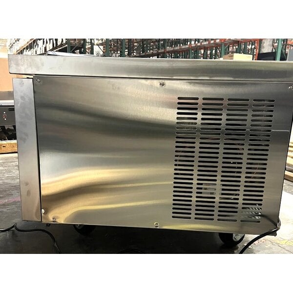 Scratch and Dent Avantco CBE-48-HC 48" 2 Drawer Refrigerated Chef Base