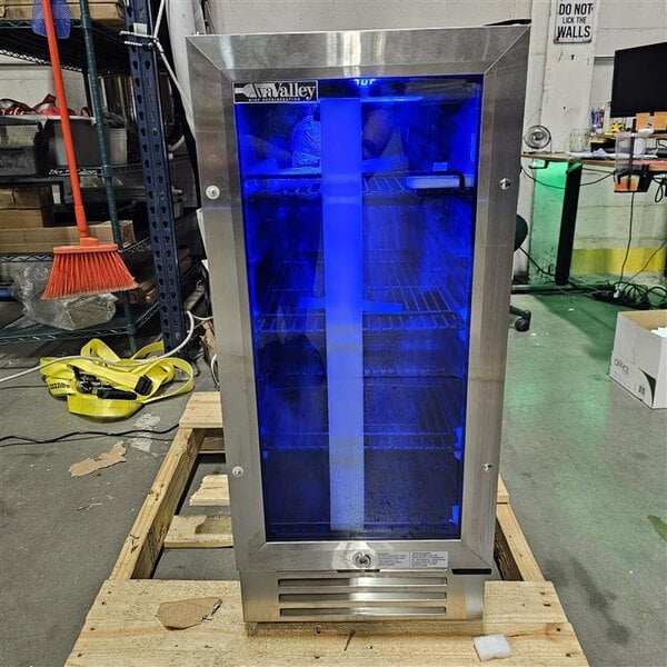 Scratch and Dent AvaValley BRC-78-SZ 78-Can Single Temperature Slim Full Glass Door Beverage Cooler