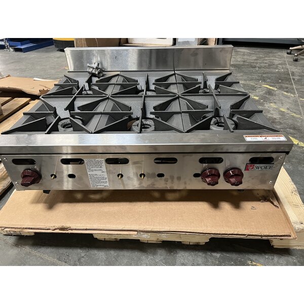 Scratch and Dent Wolf by Vulcan AHP636-NAT Achiever Natural Gas 36" 6 Burner Countertop Range - 180,000 BTU