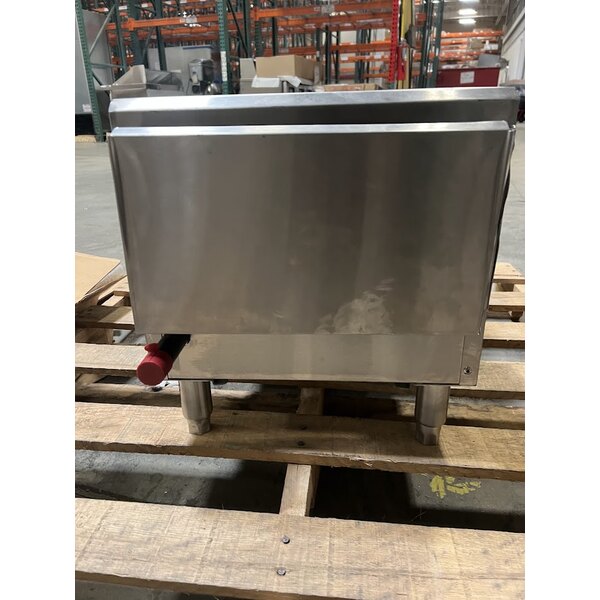 Scratch and Dent Cooking Performance Group GT-CPG-15-NL 15" Gas Countertop Griddle with Flame Failure Protection and Thermostatic Controls - 30,000 BTU