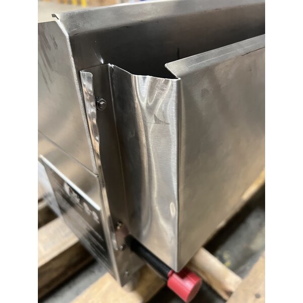 Scratch and Dent Cooking Performance Group GT-CPG-15-NL 15" Gas Countertop Griddle with Flame Failure Protection and Thermostatic Controls - 30,000 BTU