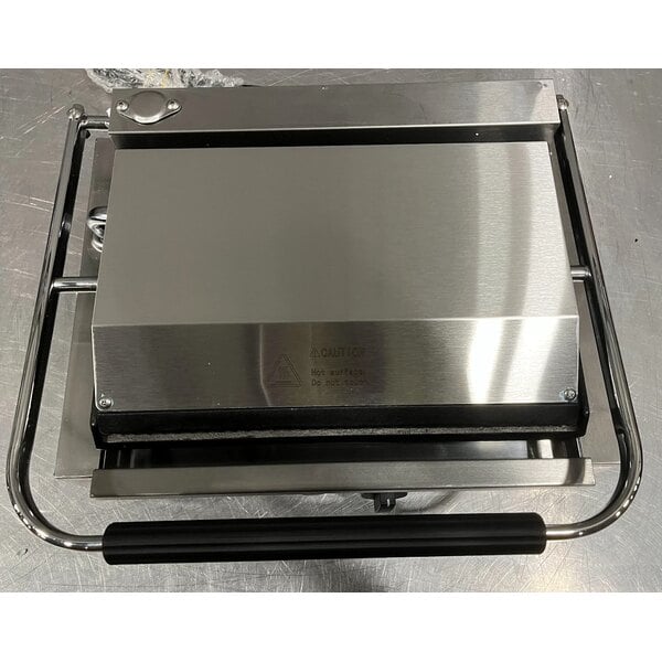 Scratch and Dent Avantco PG200GST Commercial Panini Sandwich Grill with Timer, Grooved Top and Smooth Bottom Plates, and 13 3/8" x 8 3/4" Cooking Surface - 120V, 1750W