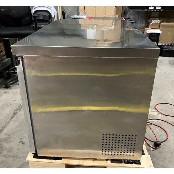 Scratch and Dent Avantco SS-UC-48R-HC 48" Undercounter Refrigerator