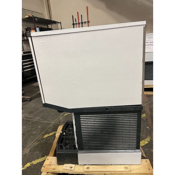 Scratch and Dent Scotsman HID312AX-1A Meridian® Air-Cooled Countertop Nugget Ice Machine and Water Dispenser with Hands-Free Dispensing - 12 lb. Bin Capacity